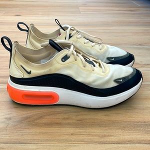 Nike Women’s Air Max Dia SE Pale Ivory Athletic Sneakers